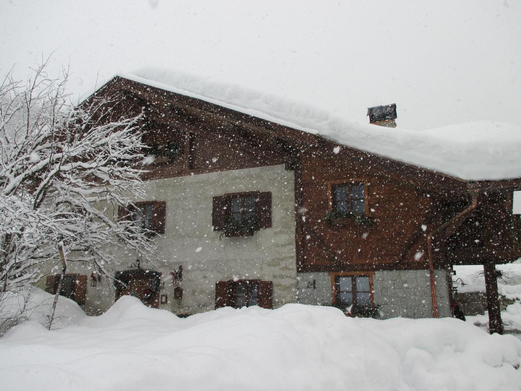 Bed and Breakfast Maso Pin Madonna Exterior foto